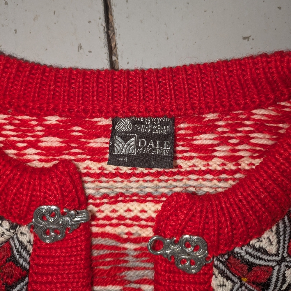 Dale of Norway Pure Wool Metal Clasp Vintage Sweater Cardigan Size Large - Picture 4 of 7